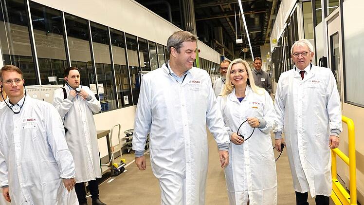 Bamberg: Markus Söder zu Besuch bei Bosch - 4000 Mitarbeitende versammeln sich in Brose Arena