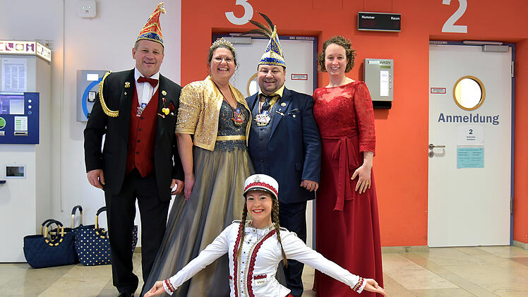 Uniklinikum Erlangen: "Royaler Besuch" in der Kinder- und Jugendklinik