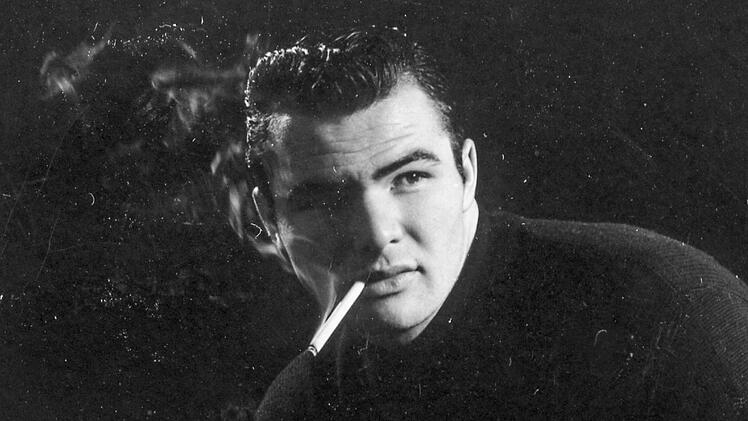 Hier noch ohne Bart: Das Portr&auml;t "I Am ... Burt Reynolds" zeichnet den Weg des Protagonisten nach, vom angehenden Football-Spieler und sp&auml;teren Stuntman zum gefeierten Hollywood-Star.