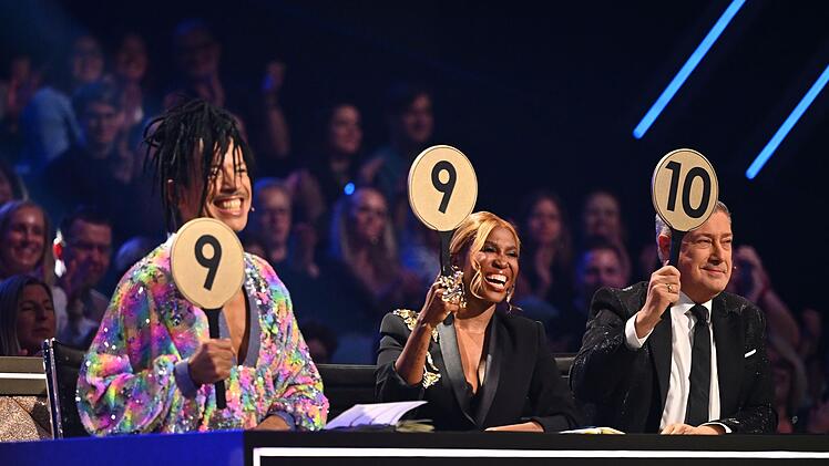 Eine Seltenheit: Joachim Llambi (rechts) z&uuml;ckt die 10!