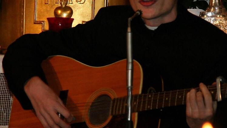 Bei der fränkischen Weihnacht in Höchstadt sang er polnische Lieder.