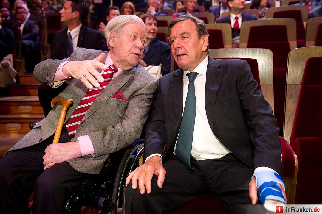 Helmut Schmidt raucht nicht mehr