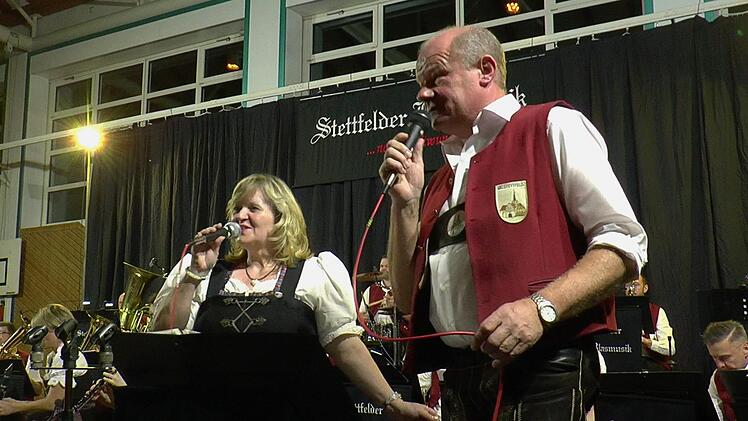 Auch Ingrid Frank und Bruno Pflaum durften mit ihrem erstklassigen Gesang nicht fehlen.