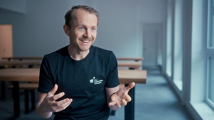 Neben der Portr&auml;tierten kommt unter anderem auch der deutsche Astronaut Matthias Maurer in der Dokumentation zu Wort.