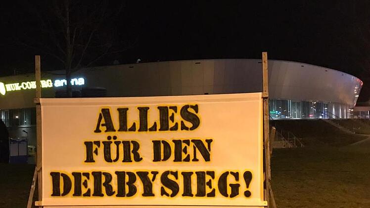 Vor der Arena