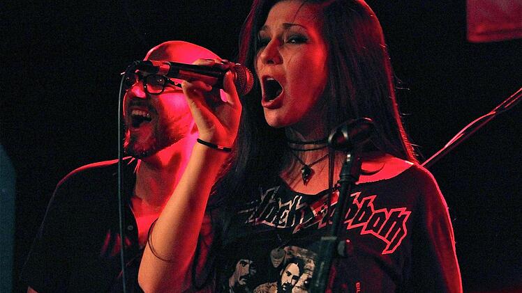 Die Bad Kissinger Band "Raw Idol" Sängerin Julia Witas verfehlte das Siegertreppchen.