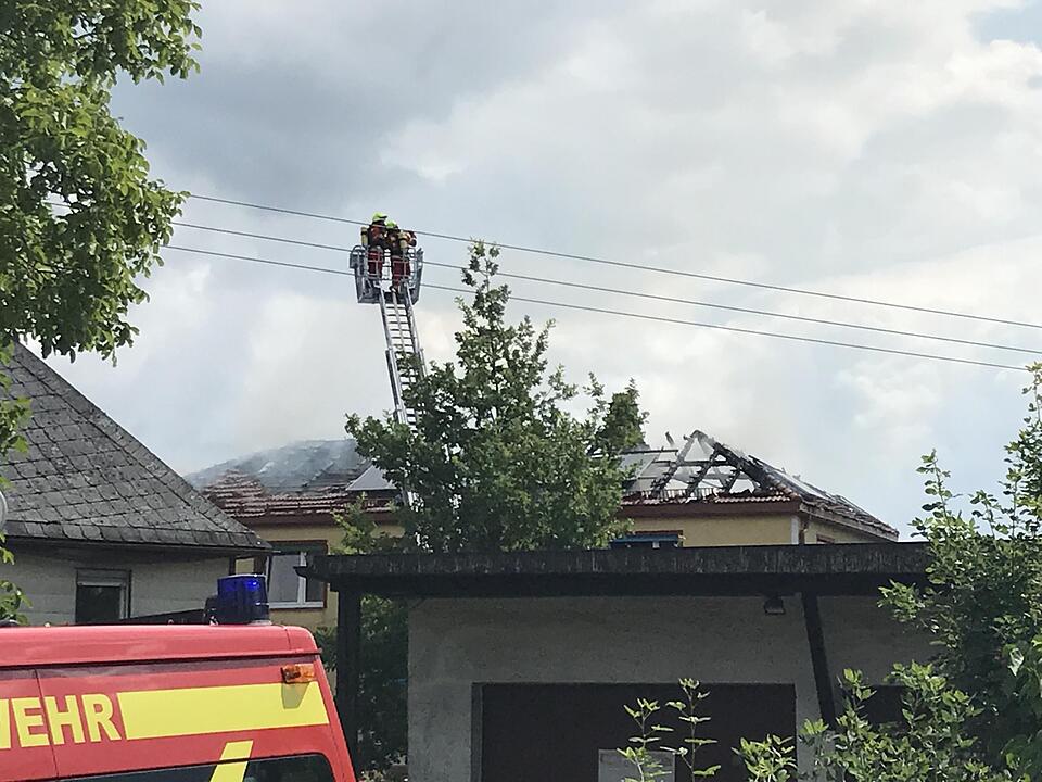 Feuer erweist sich als widerspenstig