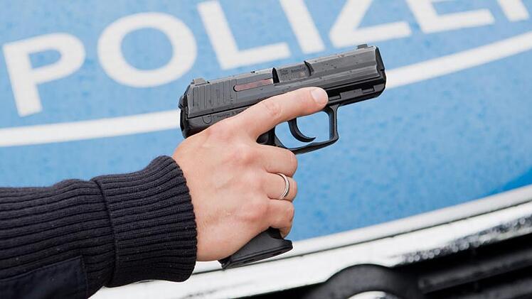 Schusswaffe / Polizei (Symbolbild)
