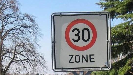 Die Mainleuser klagen über Raser - auch in Tempo-30-Zonen.Symbolbild: Archiv/Wulf