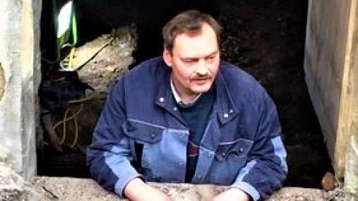 Eine große Herausforderung für Polier Ludwig Söllner und seinen Männern von der Bauunternehmung Eichhorn in Ludwigsstadt ist die Sanierung der  Rentei. Einfallsreichtum und Improvisation sind bei den umfangreichen Arbeiten gefragt.Gerd Fleischmann