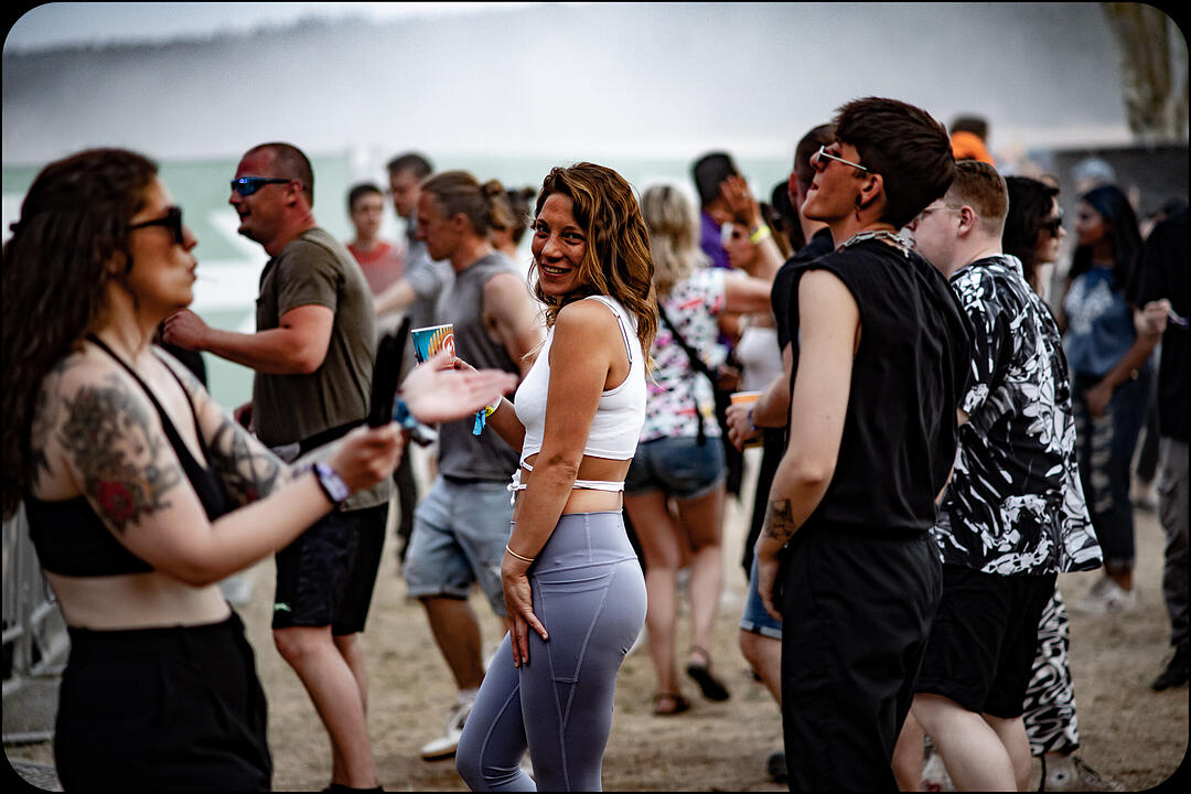 Love, Fire & Electronic Beats!