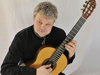 Der Gitarrist Roger Tristao Adao Foto: privat