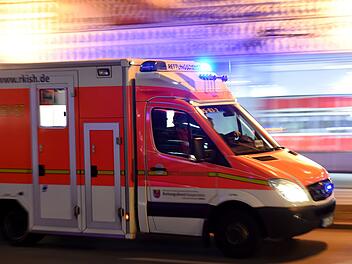 Mann klagte nach dem Wildunfall bei Erlangen &uuml;ber Schulterschmerzen