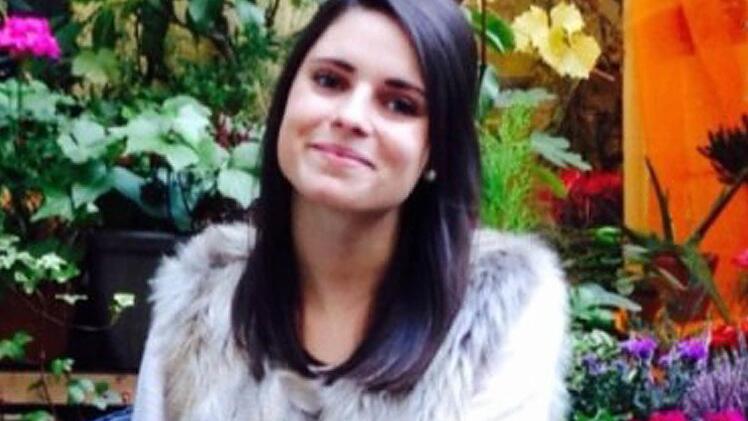 Die Finalistinnen nach Reihenfolge der abgegebenen Votingstimmen auf Facebook: 1. Steffi Hetzi