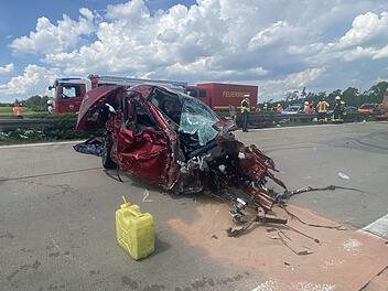 Mehrere Verletzte nach Unfall auf A7