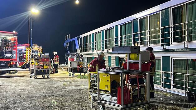 Schiffsunfall in Unterfranken: Mehrere hundert Personen an Bord