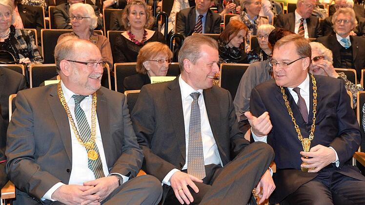 Die Redner des Abends: Bambergs Bürgermeister Werner Hipelius, der Nürnberger OB Ulrich Maly und Bambergs OB Andreas Starke (von links).