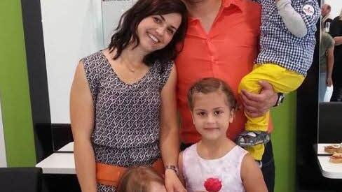 Als Chef und Ladenbesitzer bleibt dem Kroaten Tomislav Gašpic nicht sehr viel Zeit für Familie und Hobbies. Die Kinder - Lucia, Klara und Lorenz - erziehen die Eltern zweisprachig. "Jede Sprache, die die Kinder lernen, ist wertvoll", sagt die Mutter Ana Gašpic.