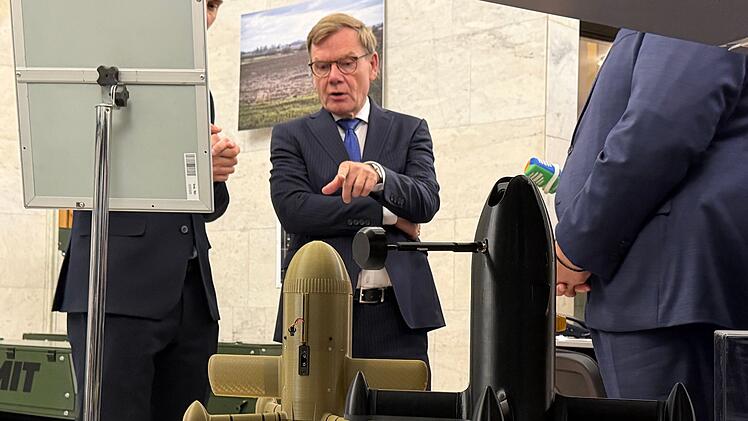 Au&szlig;enminister Wadephul besucht die Ukraine