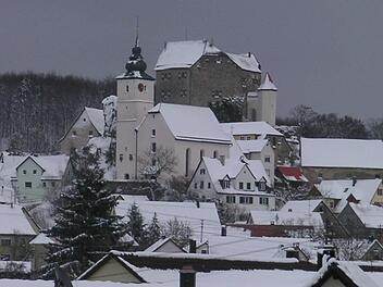 Das Gebiet rum die Burg Hiltpoltstein soll nach dem dem Willen des Gemeinderats saniert werden. Foto': fra-press