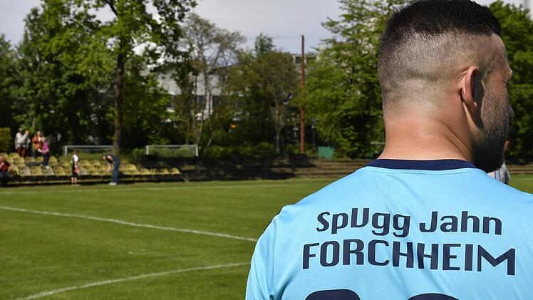 Den Rücken zudrehen kann Jahn seiner alten Sportstätte im Norden, wenn sich der Stadtrat am 2. November für die Umsiedlung der SpVgg in den Forchheimer Süden entscheidet. Foto: Archiv Sportfoto Zink