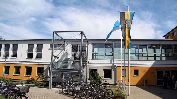 Der neue VerwaltungstraktFoto: Richard Sänger