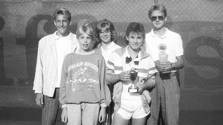 Jugend-Clubmeisterschaften des TC Hammelburg. Unser Bild zeigt Niki Wiedmann, Thomas Hauk, Alexandra Pfeifer, Heiko Weidenthaler und Marco Kunkel.