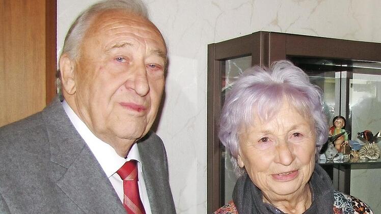Manfred und Karin Jenke feierten am Donnerstag ihre diamantene Hochzeit.  Foto: Martin Koch