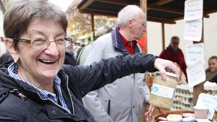 Leckeres im Glas fand seine Abnehmer.