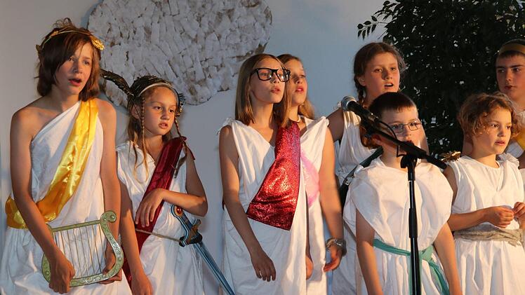 Musical-Aufführung des Kinder- und Jugendchors der Liedertafel 1881 Münnerstadt in der Alten Aula am Stenayer Platz.  Foto: Dieter Britz