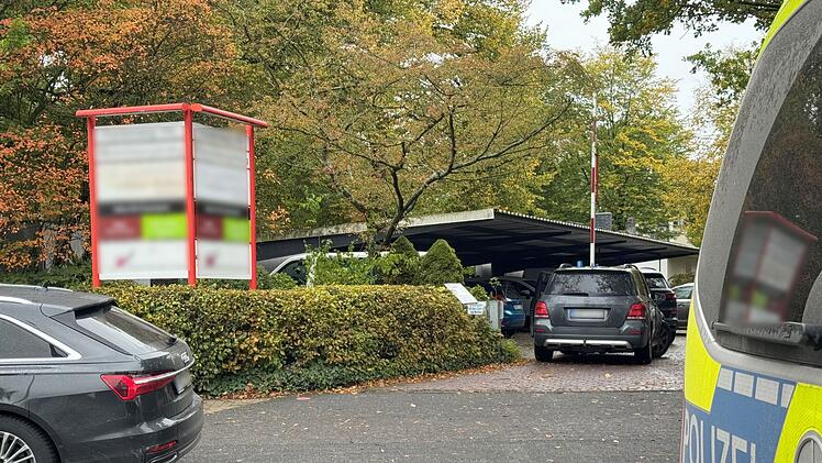 Schülerin an Berufsschule in Paderborn niedergestochen