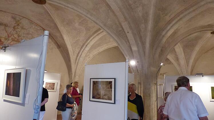 Blick in die Ausstellung in der Kaiserpfalz Foto: Pauline Lindner
