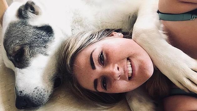 Hund "Bomber" bewirkte eine Menge in seinem zu kurzen Leben.