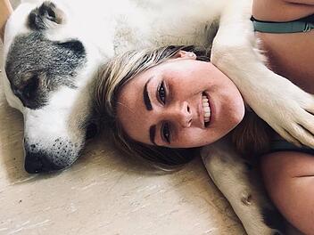 Hund "Bomber" bewirkte eine Menge in seinem zu kurzen Leben. Hund "Bomber" bewirkte eine Menge in seinem zu kurzen Leben.