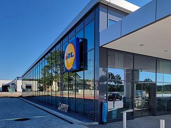 Lidl mit neuer Riesen-Filiale: Mega-Discounter in Ebersdorf hat eröffnet