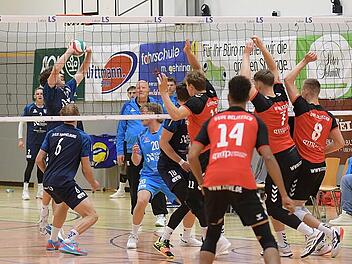 Phänomenal: Ein Sieges-Hattrick in der Saaletalhalle