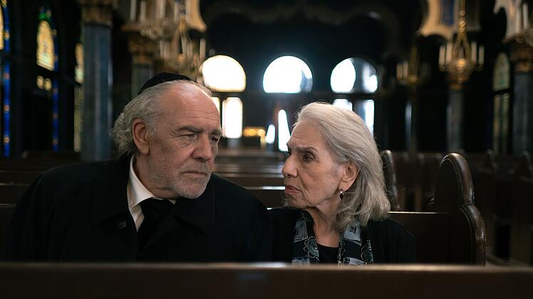 Borchert (Christian Kohlund) hat ein tiefes Mitgef&uuml;hl f&uuml;r die Holocaust-&Uuml;berlebende Rahel Stein (Lena Rothstein).