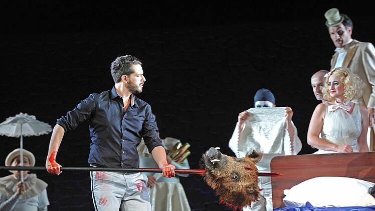 Szene aus der Neuinszenierung von "Dido and Aeneas" am Landestheater CoburgFoto: Andrea Kremper