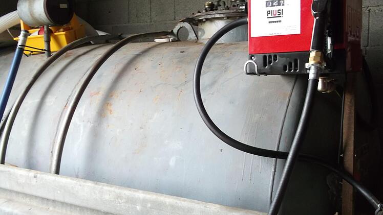 Die neue Anlagenverordnung für wassergefährdende Stoffe verunsichert Landwirte mit Eigenverbrauchstankstellen.BBV-Kreisverband Lichtenfels