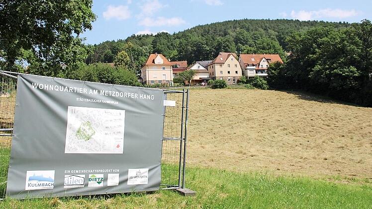 Am Metzdorfer Hang soll ein neues Wohngebiet entstehen, vor allem gegen die Dimension regt sich Widerstand.