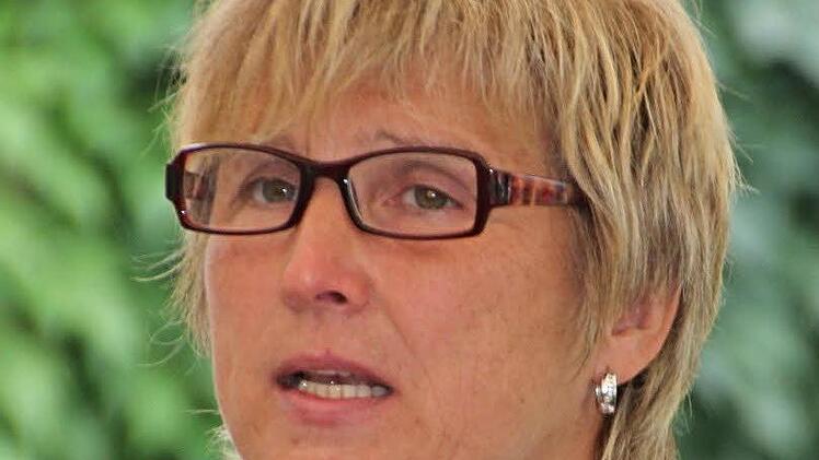 Vorsitzende Irmgard Hau: "Wir haben nur den Eberhard und den Gustav als Männer im Verein und möchten deshalb ein paar Männer dazu gewinnen." Foto: Helmut Will