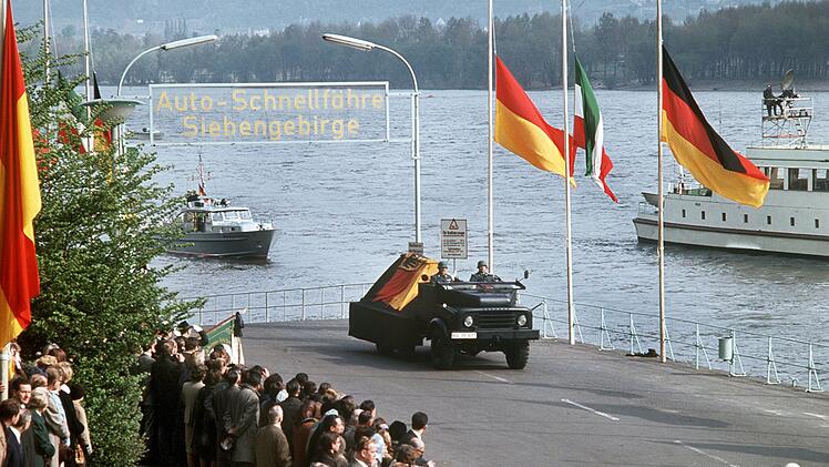 Staatsbegr&auml;bnis Konrad Adenauer