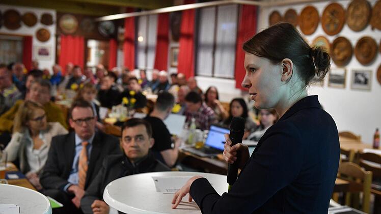 Die Bundestagsabgeordnete Emmi Zeulner betont: "Das Geld für die Umgehung ist sicher." Foto: Ronald Rinklef