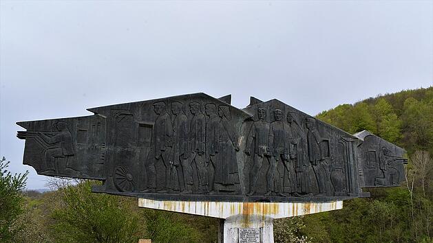 Erinnerung an den Zweiten Weltkrieg: Monument in Jugoslawien