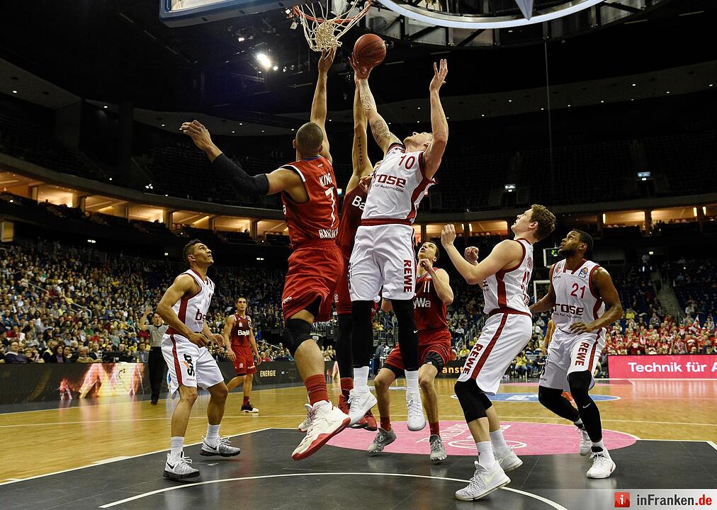 FC Bayern München - Brose Bamberg