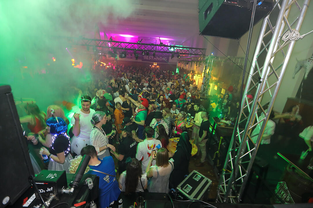 Beste Partystimmung in der Stadthalle