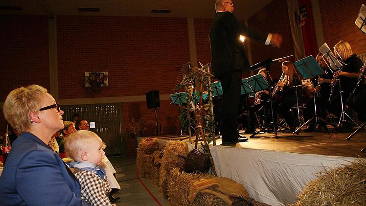 Andächtig lauschen Jung und Alt dem gelungenen Konzert.