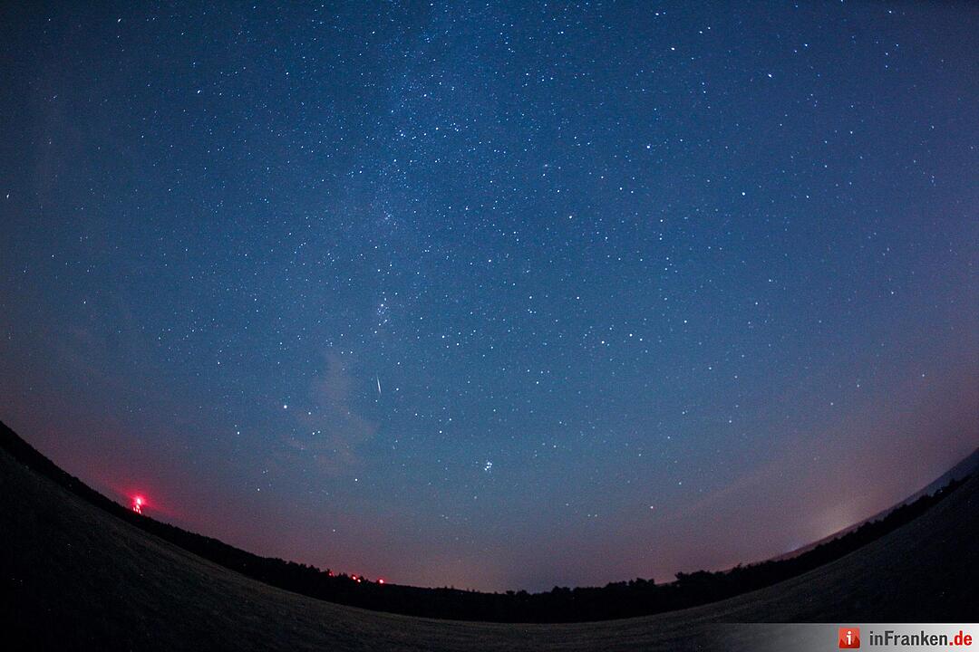 Sternschnuppen-Regen ueber Franken