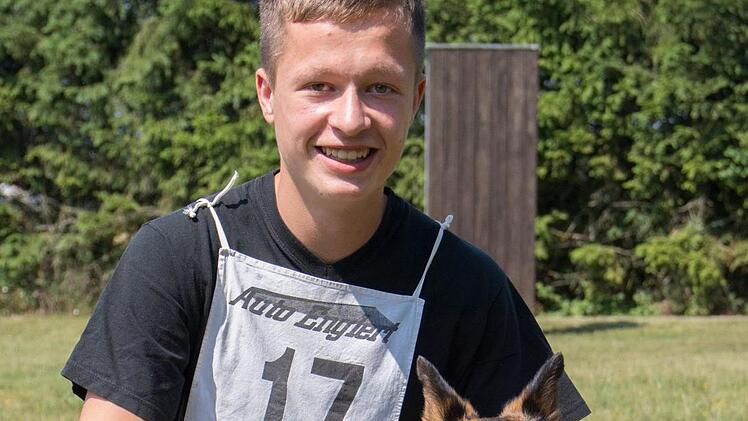 Philipp Küllstädt vom VfH Wonfurt mit Hündin "Fly"U. Langer