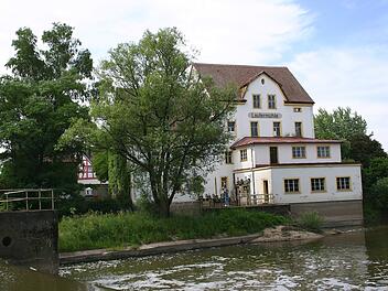Landkreis Erlangen-Höchstadt: Besondere Obdachloseneinrichtung geplant - Träger erläutert Konzept und Hürden